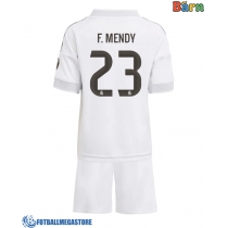 Fotballdrakt Barn Real Madrid Ferland Mendy #23 Hjemmedraktsett 2025-26 Kortermet (+ Korte bukser)